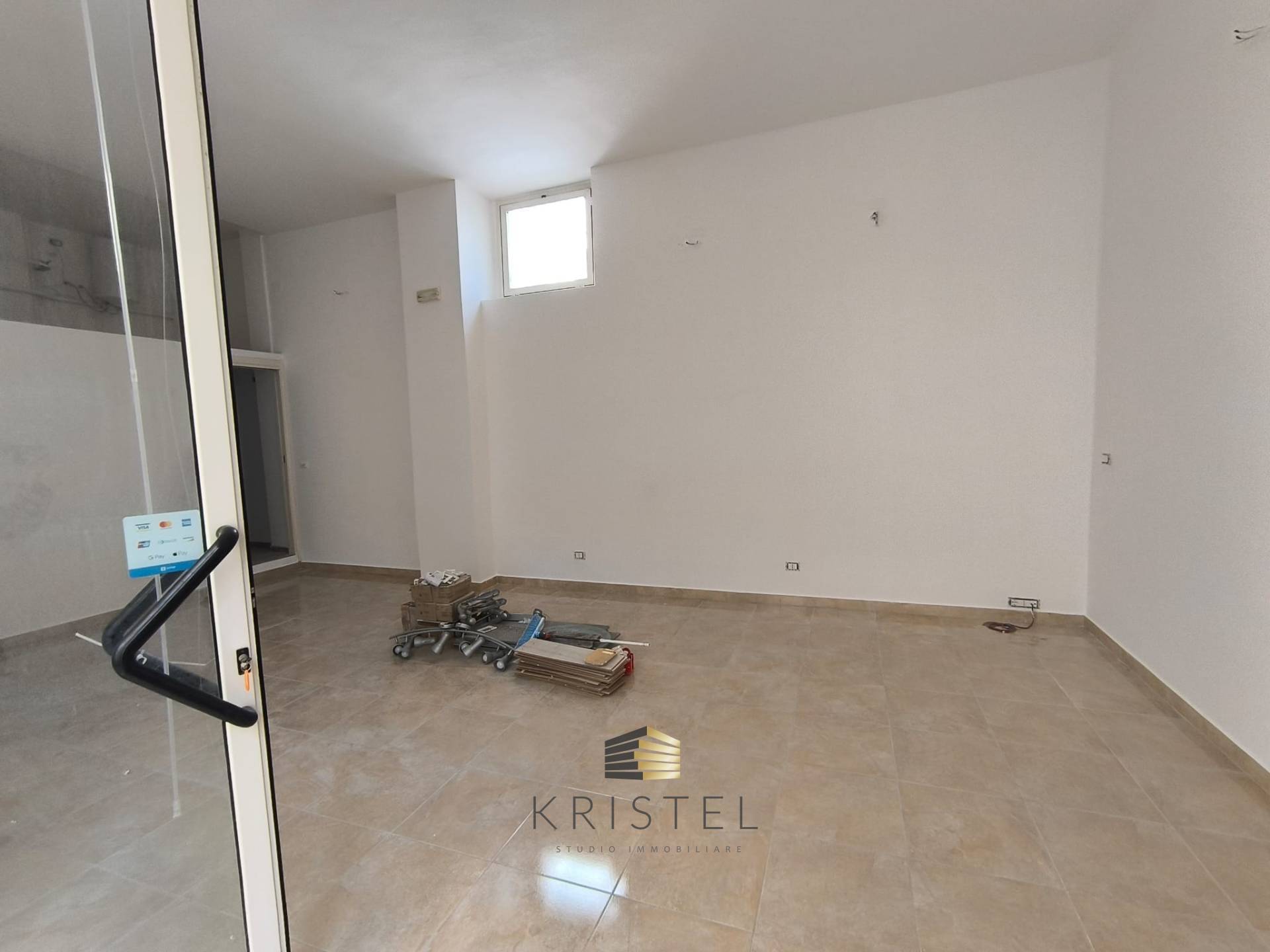 Ufficio in affitto a Pescara, Centro