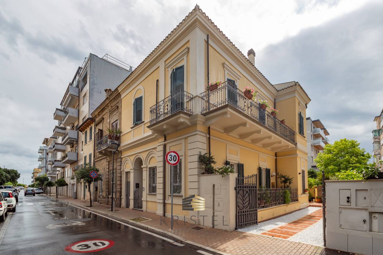 Villa in vendita a Pescara, Centro