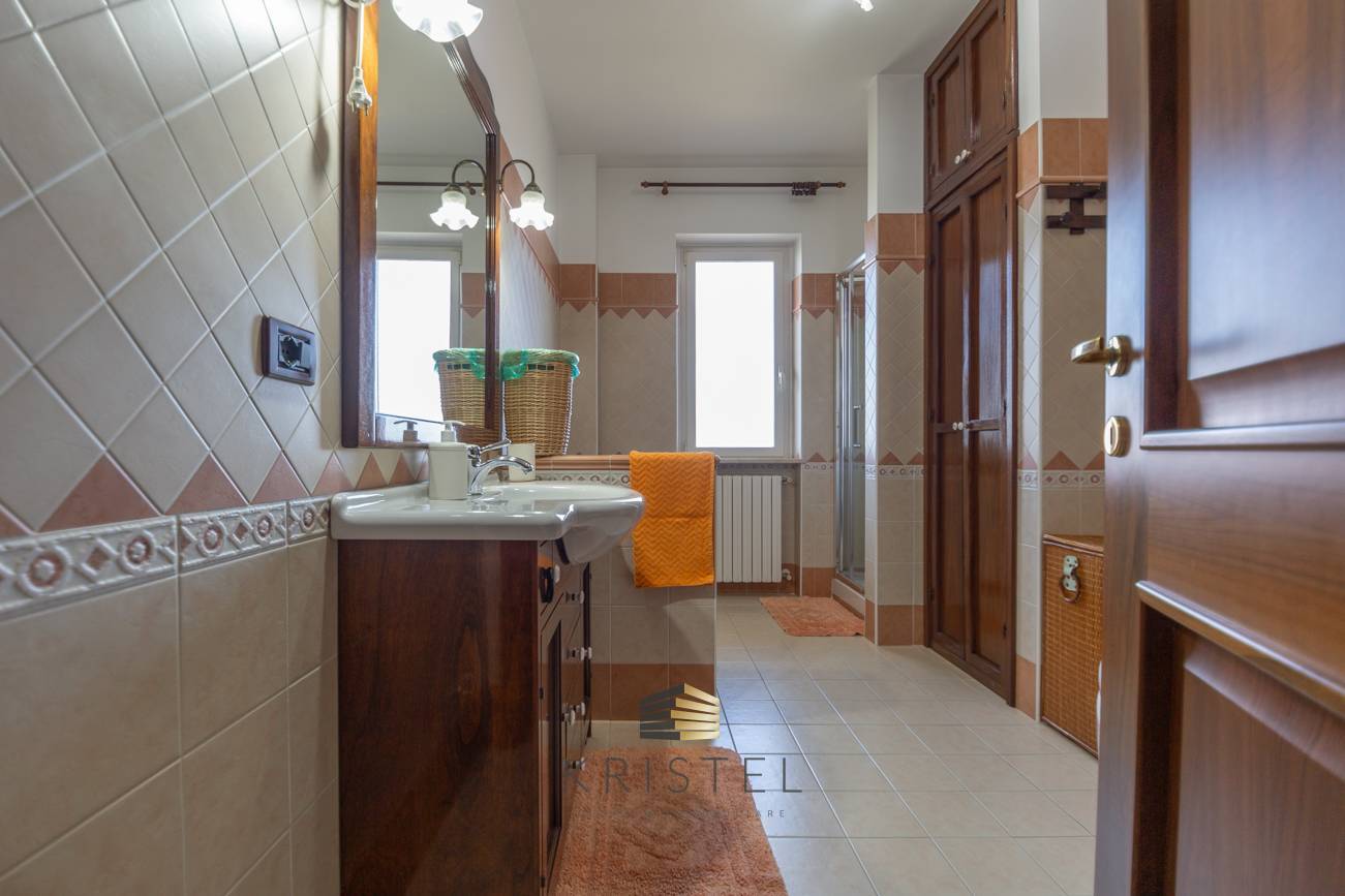 Villa in vendita a Casalincontrada