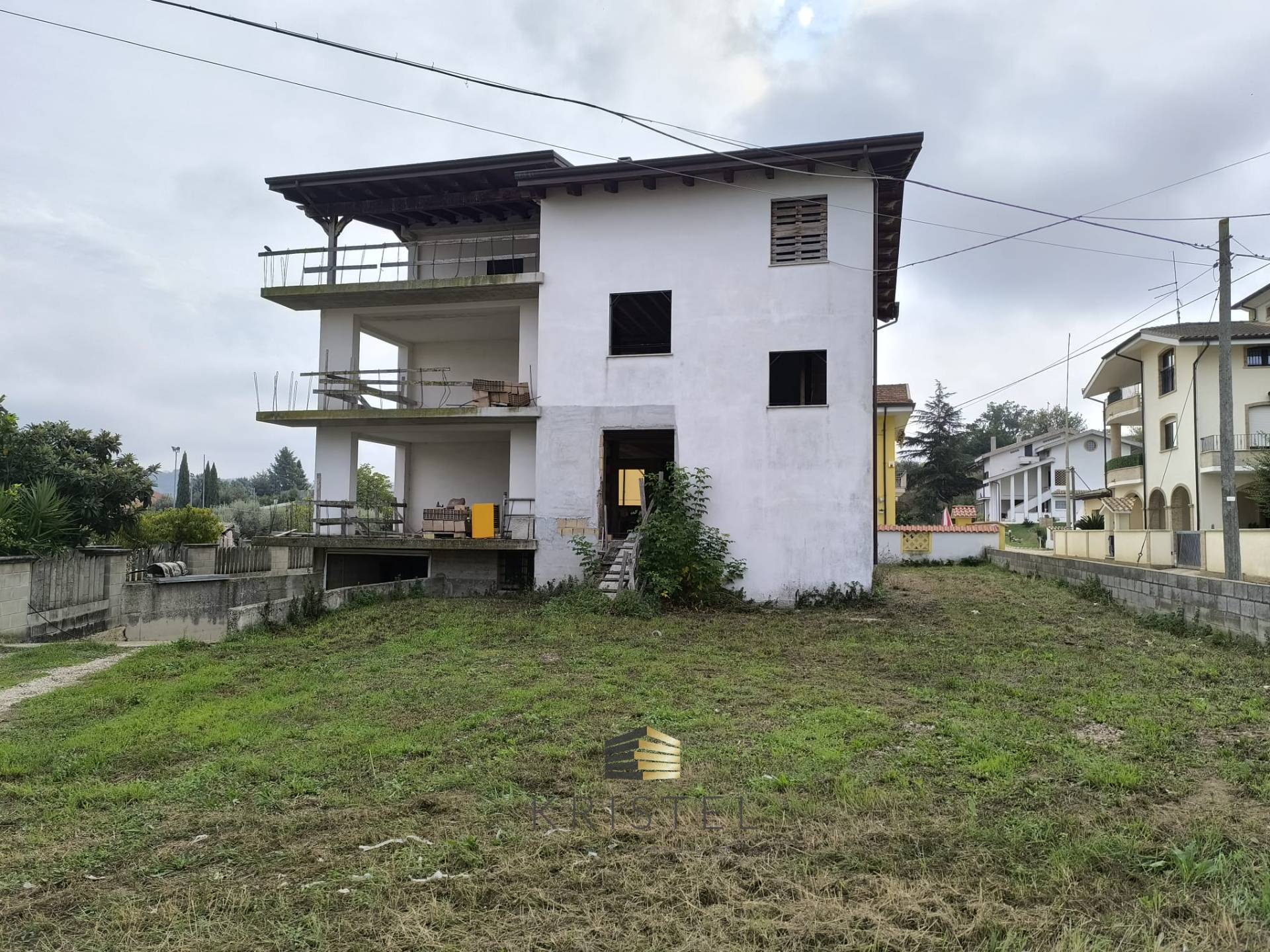 Casa singola in vendita a Collecorvino, Congiunti