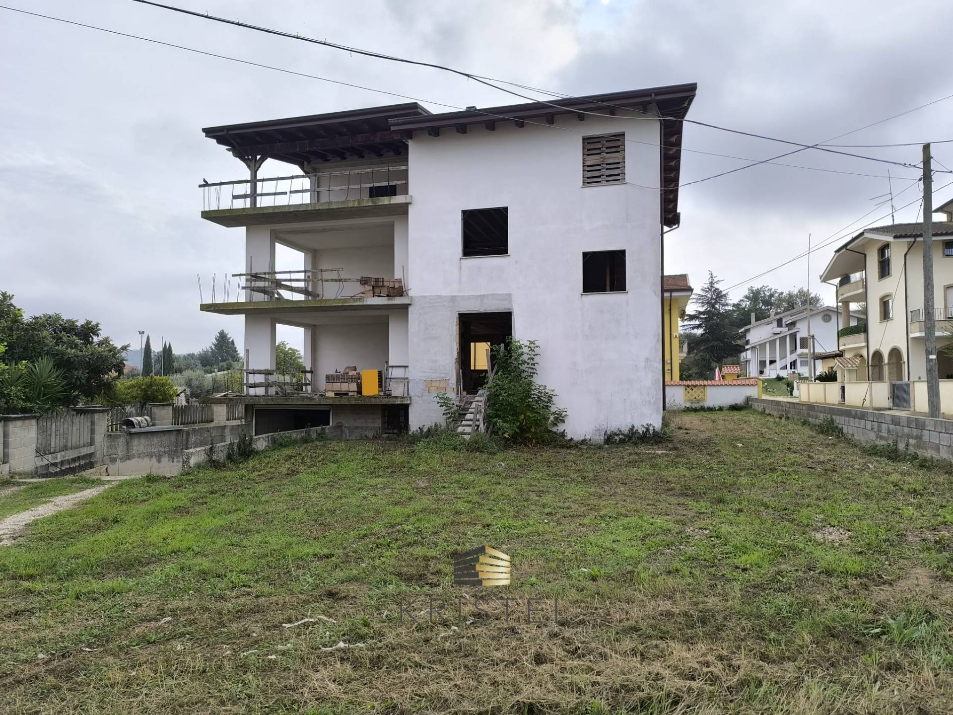 Casa singola in vendita a Collecorvino, Congiunti