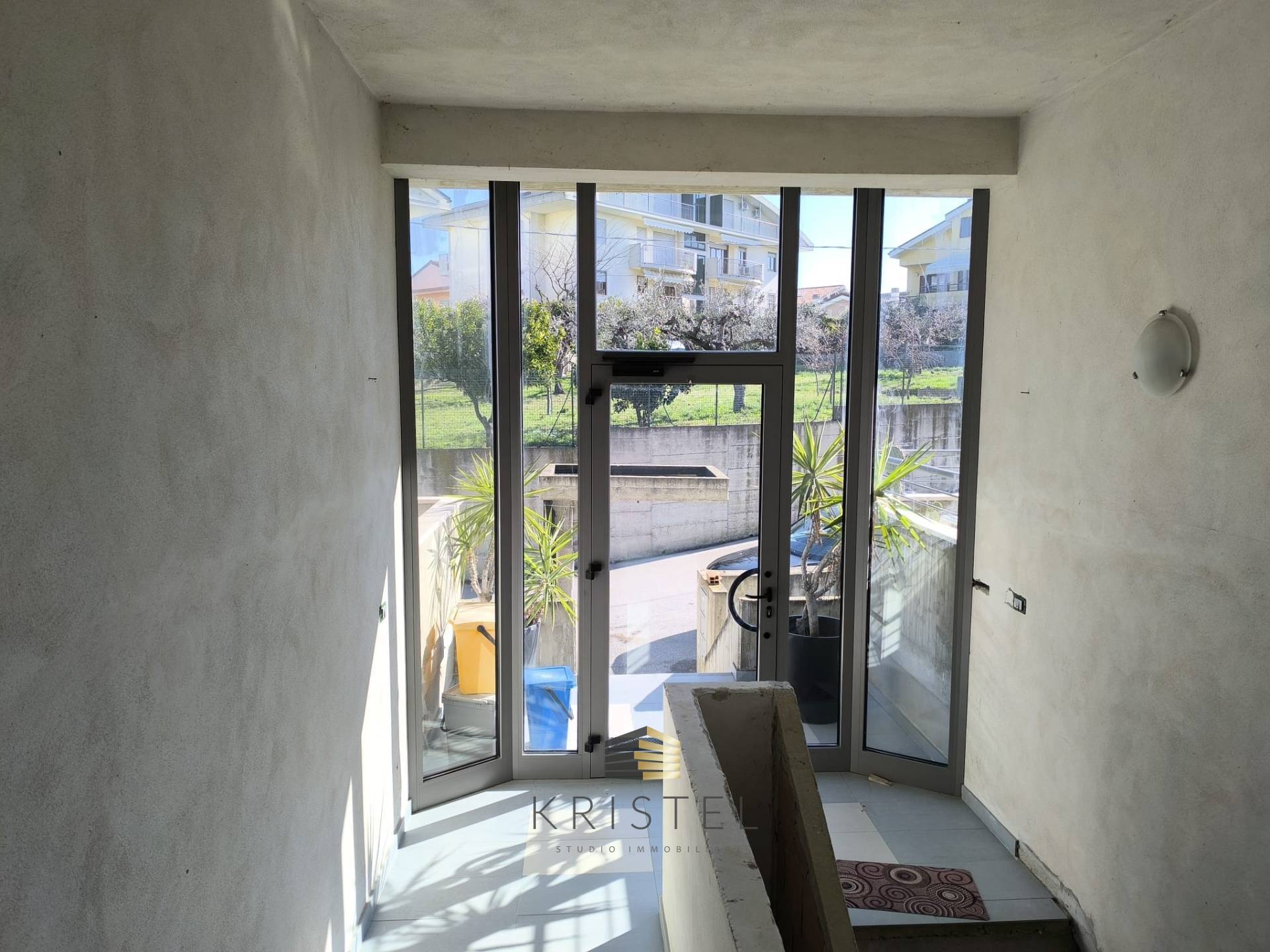 Villetta Bifamiliare in vendita a Pescara, Zona Colli