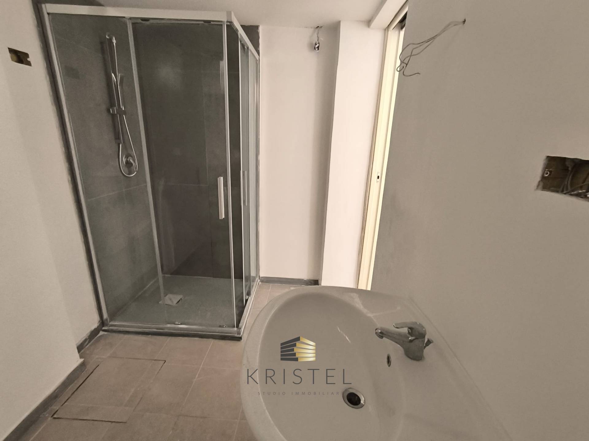 Ufficio in affitto a Pescara, Centro