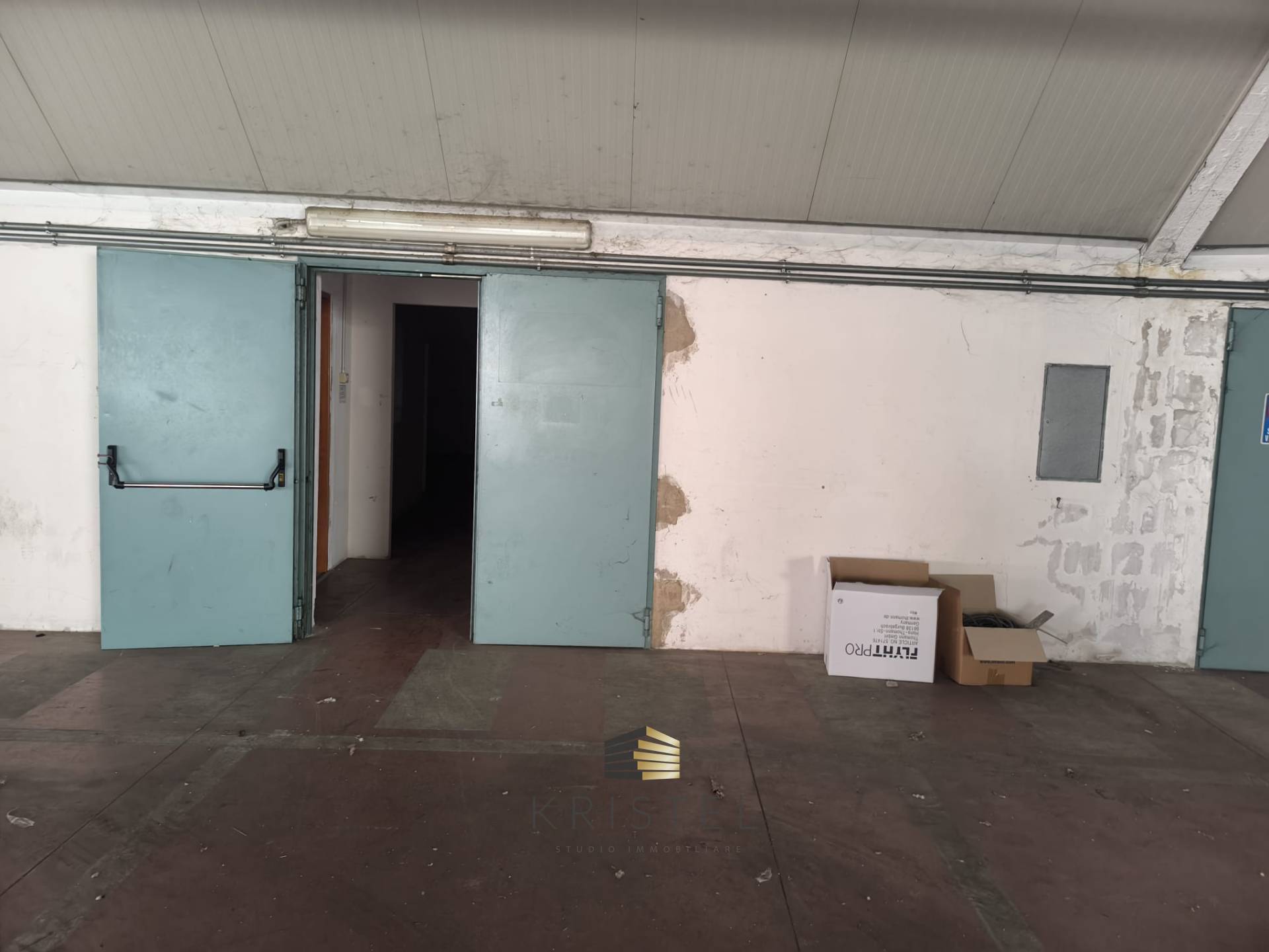 Attivit commerciale in affitto a Spoltore, Villa Raspa