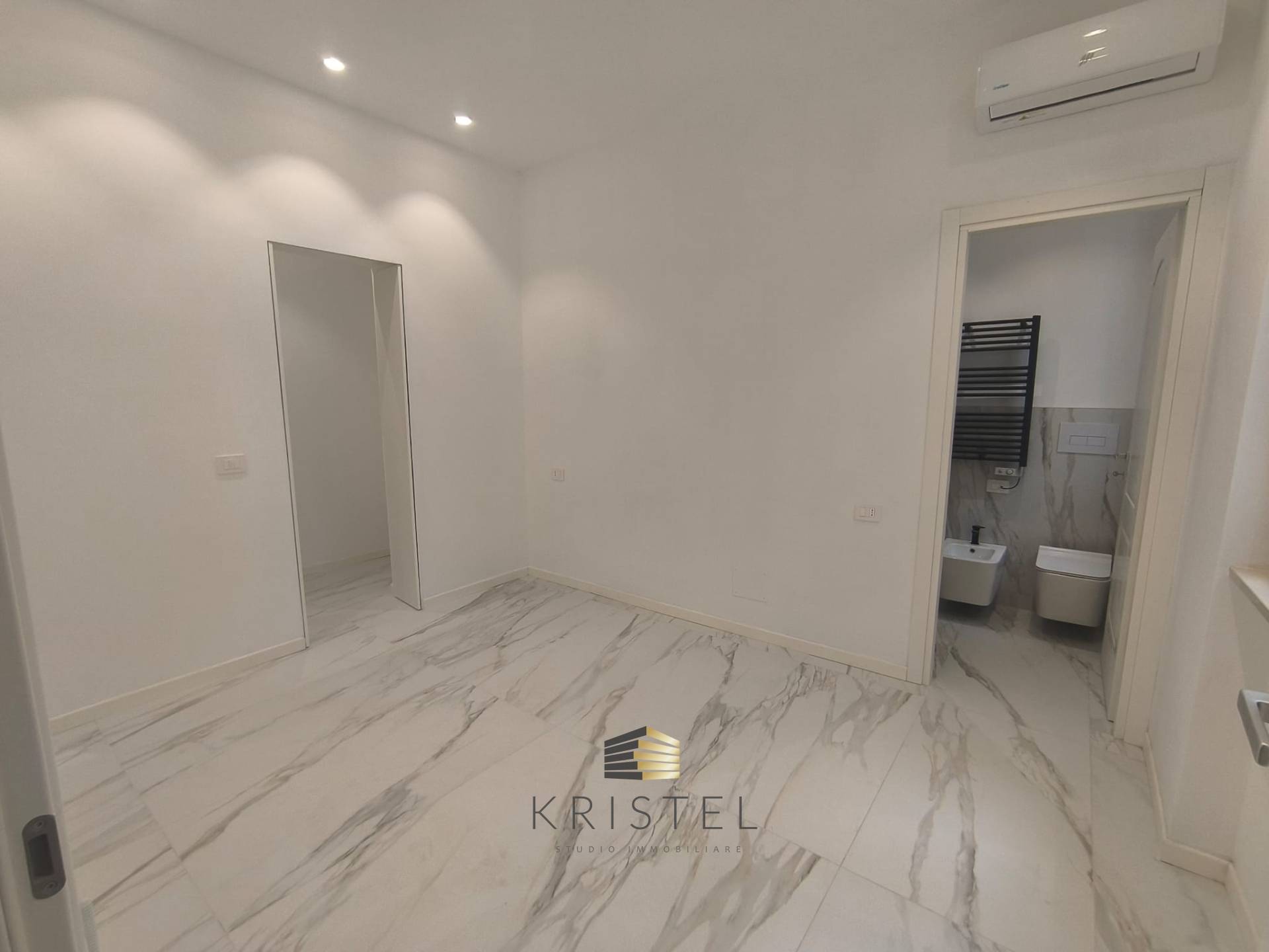 Appartamento in vendita a Pescara, Centro