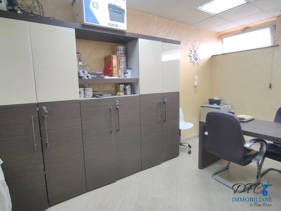Ufficio in vendita a Caivano