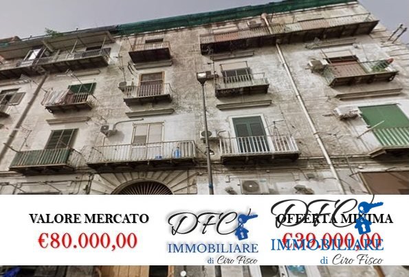 Quadrilocale in vendita a Napoli