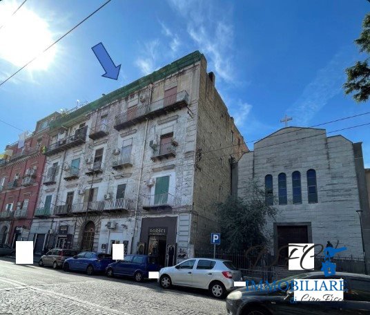 Quadrilocale in vendita a Napoli