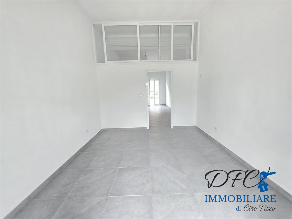 Ufficio in affitto a Casoria
