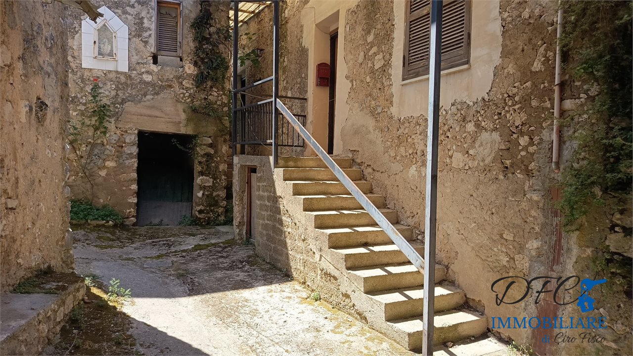 Quadrilocale in vendita a Sant'Agata De' Goti
