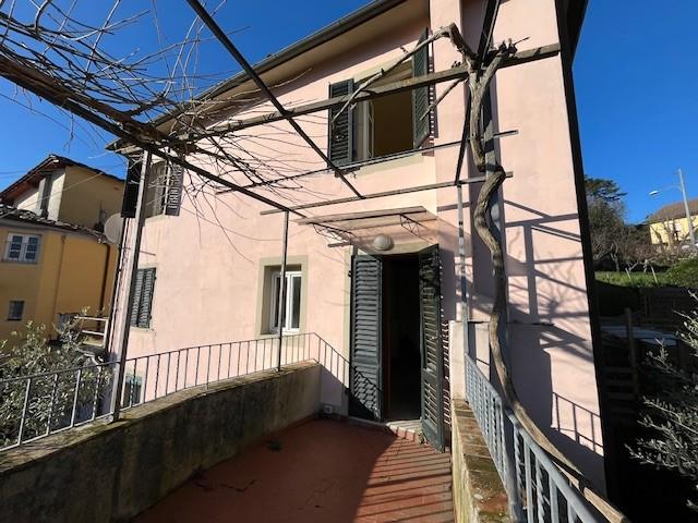 Casa indipendente con giardino, Lucca santa maria del giudice