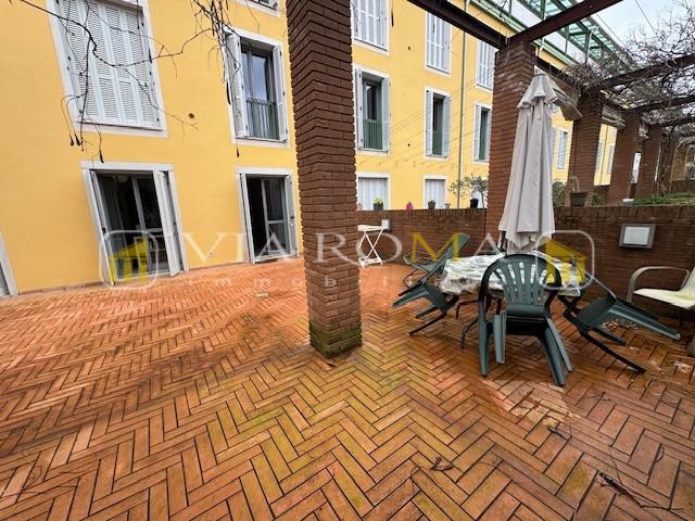 Bilocale con giardino, Lucca centro storico