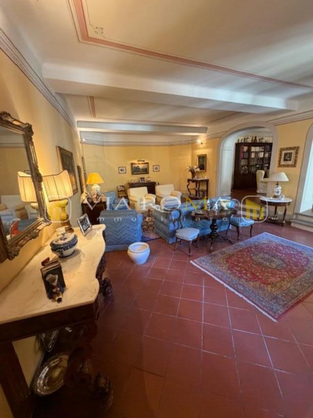 Appartamento in vendita, Lucca centro storico