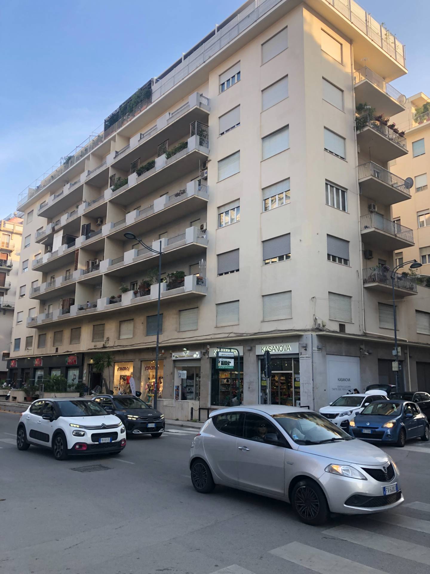 Appartamento con terrazzo, Palermo libert - villabianca - de gasperi - croce rossa -