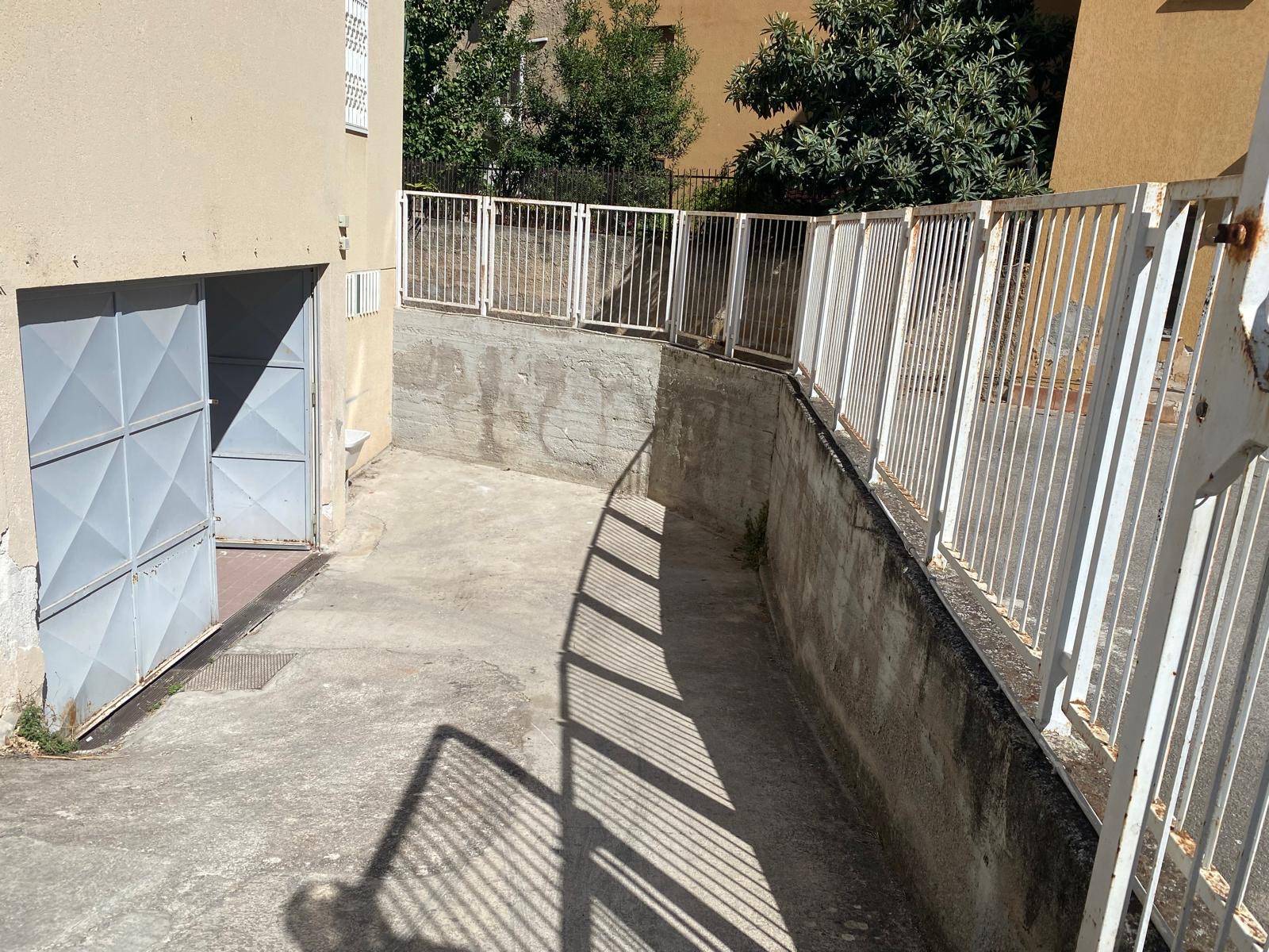 Magazzino in vendita a Palermo, Cruillas - CEP - Michelangelo Alta