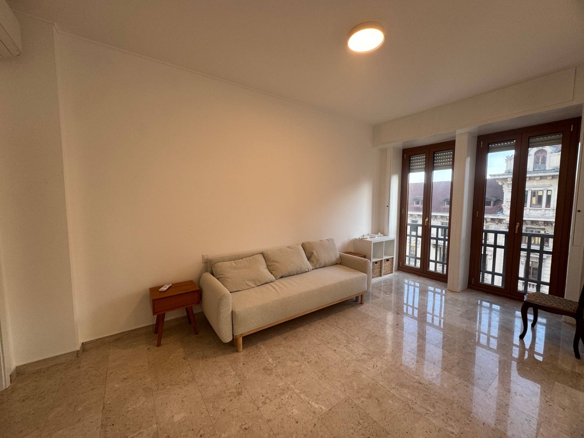 Appartamento in affitto a Milano, Palestro - Porta Venezia - Corso Buenos Aires