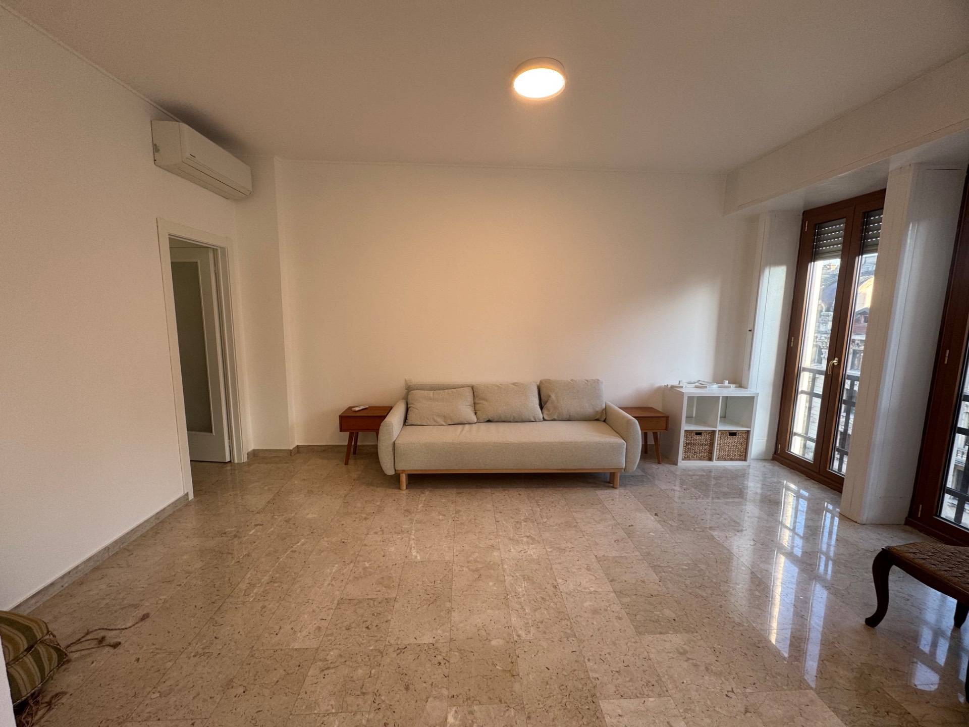 Appartamento in affitto a Milano, Palestro - Porta Venezia - Corso Buenos Aires