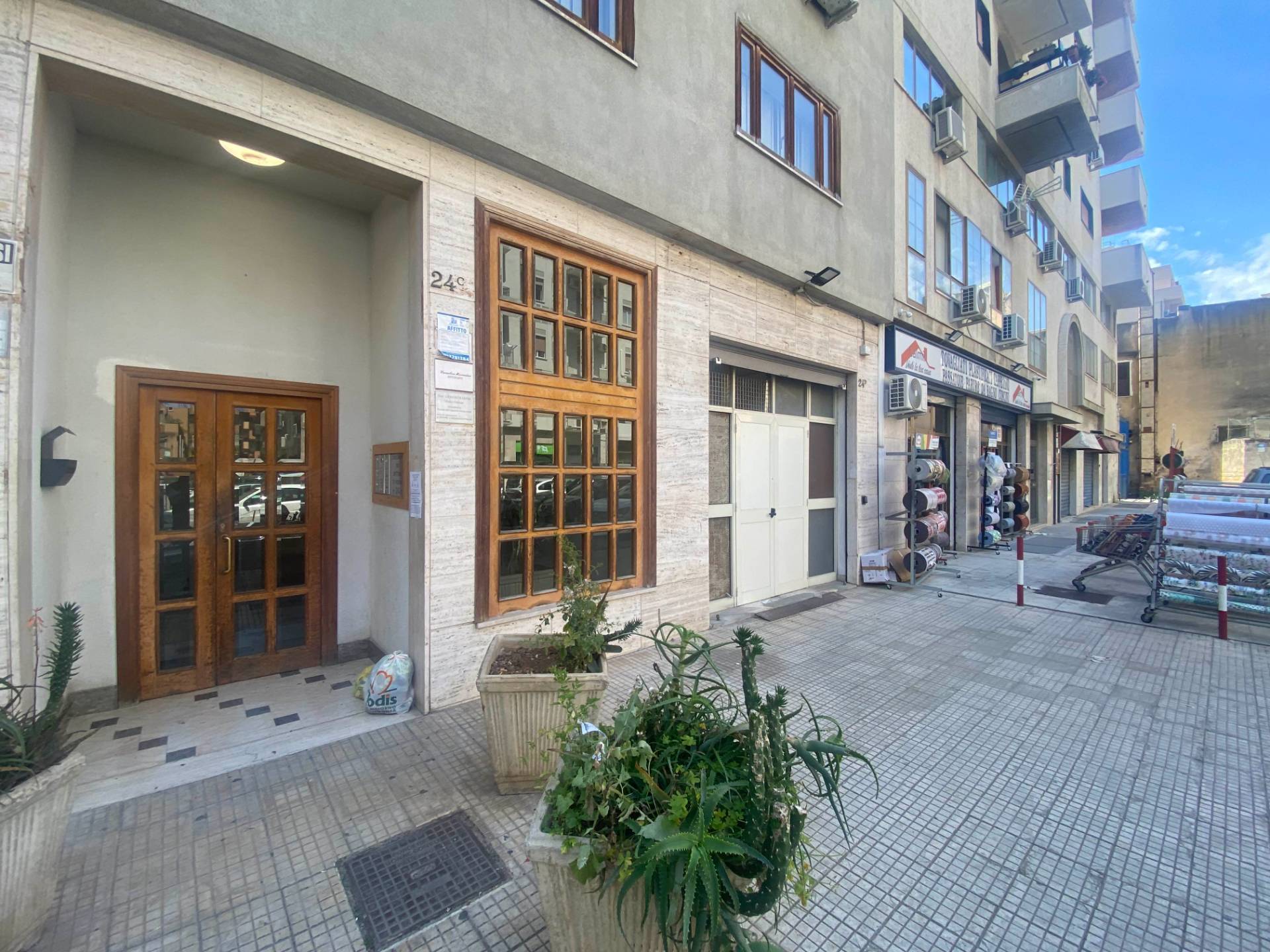 Ufficio in vendita a Palermo, Corso Tukory