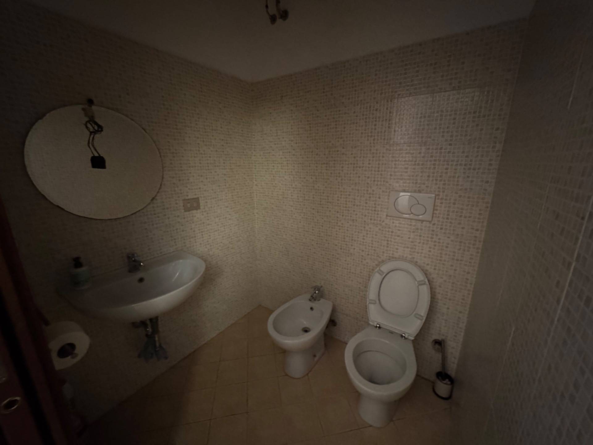 Negozio in affitto a Milano, Cadorna - Castello Sforzesco - Arena