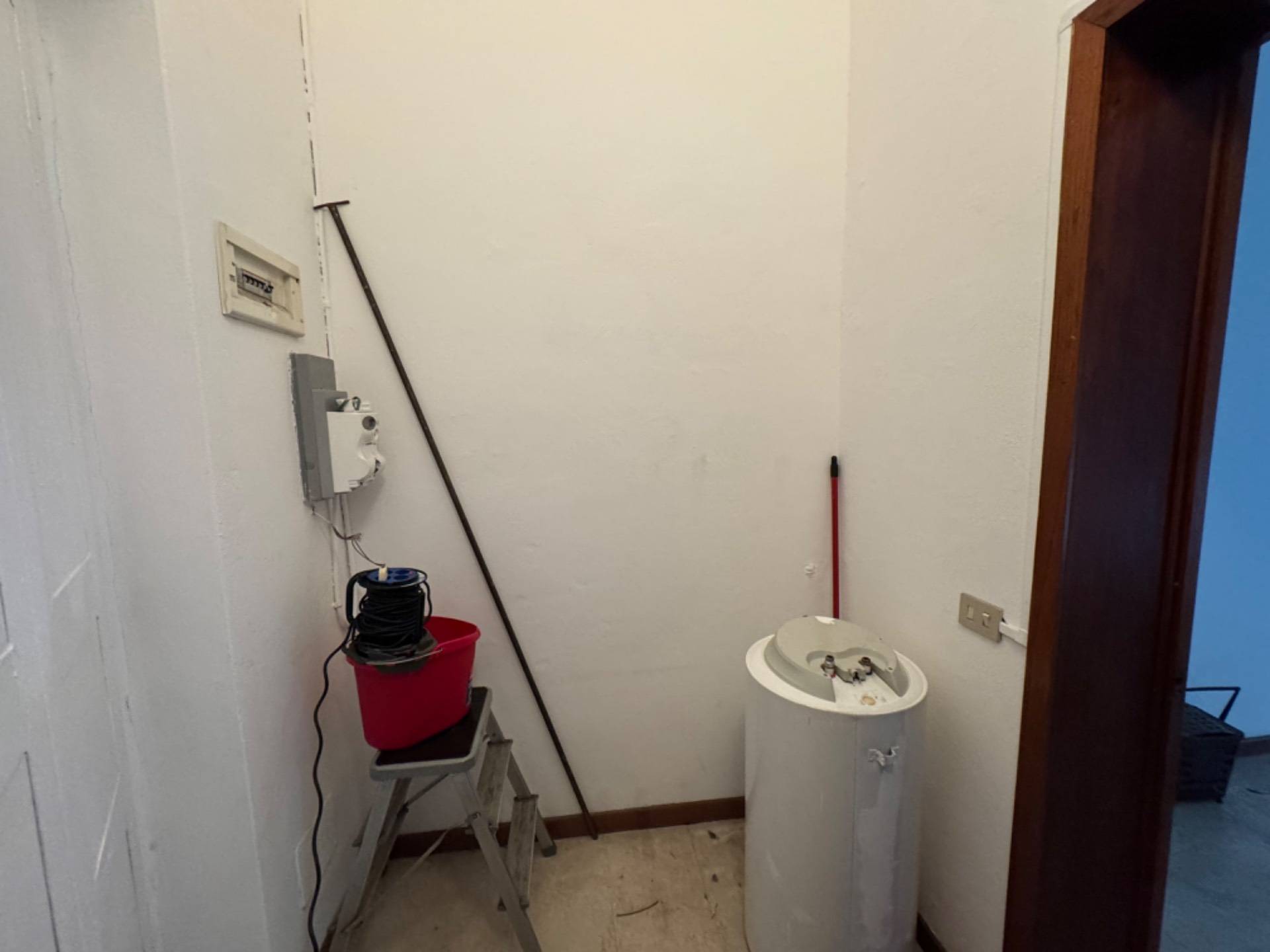 Negozio in affitto a Milano, Cadorna - Castello Sforzesco - Arena