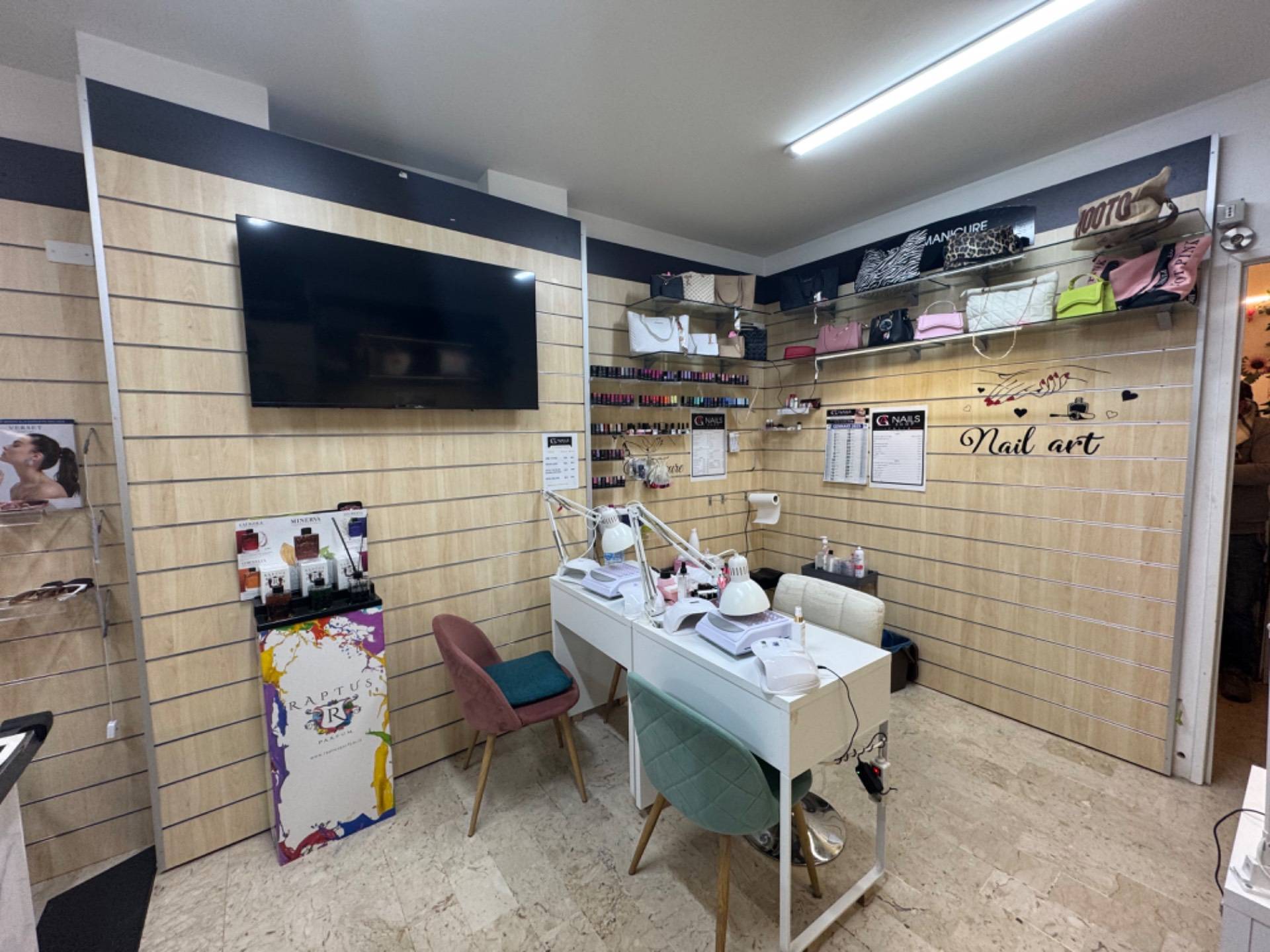 Negozio in affitto a Palermo, Uditore