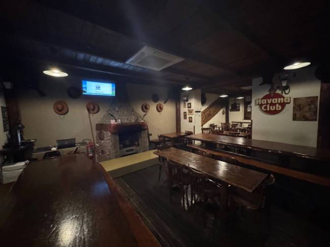 Negozio in affitto a Milano, Certosa