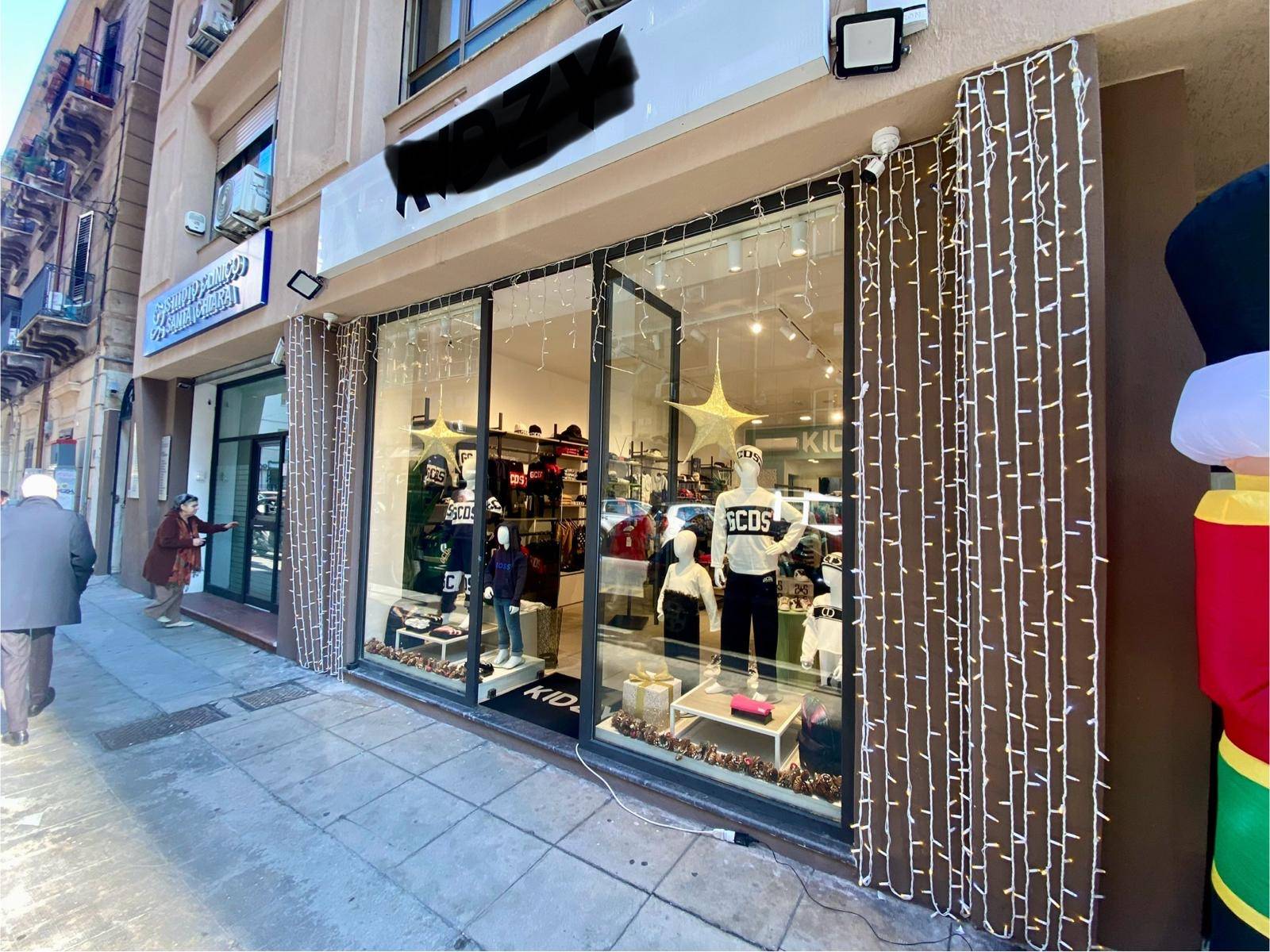 Negozio in affitto a Palermo, Libert - Villabianca - De Gasperi - Croce Rossa - Sciuti - Politeama