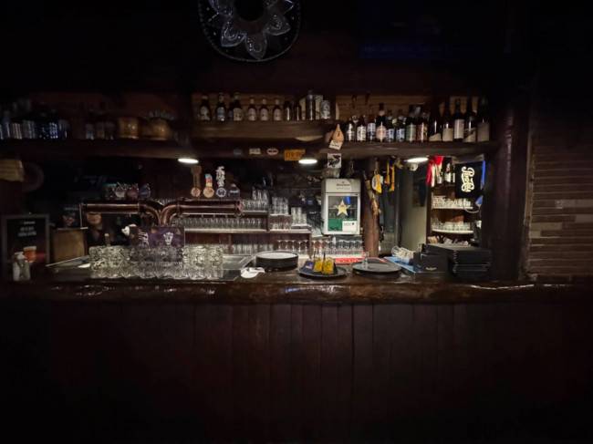 Negozio in affitto a Milano, Certosa