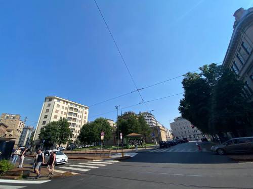 Negozio in affitto a Milano, Porta Nuova - Repubblica - Turati