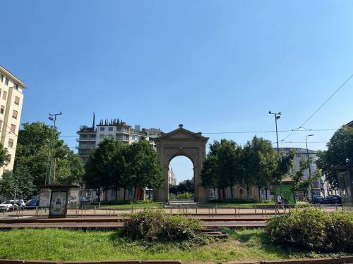 Negozio in affitto a Milano, Porta Nuova - Repubblica - Turati