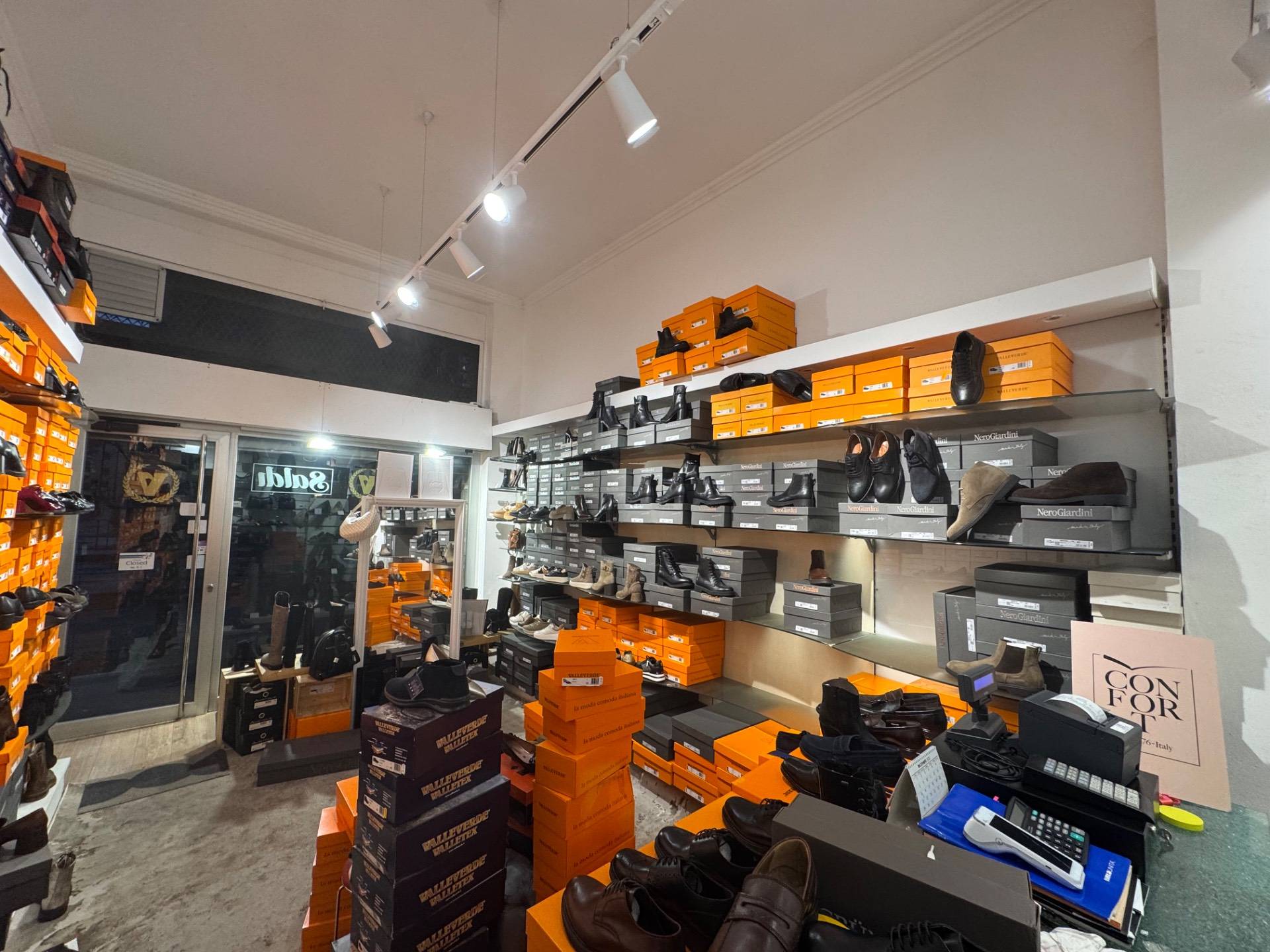 Negozio in affitto a Milano, Corso di Porta Vittoria - Tribunale