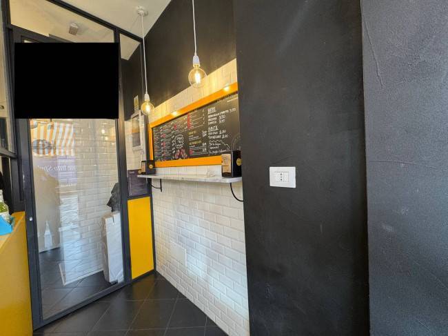 Negozio in affitto a Milano, Corso di Porta Ticinese - Piazza XXIV Maggio - Navigli