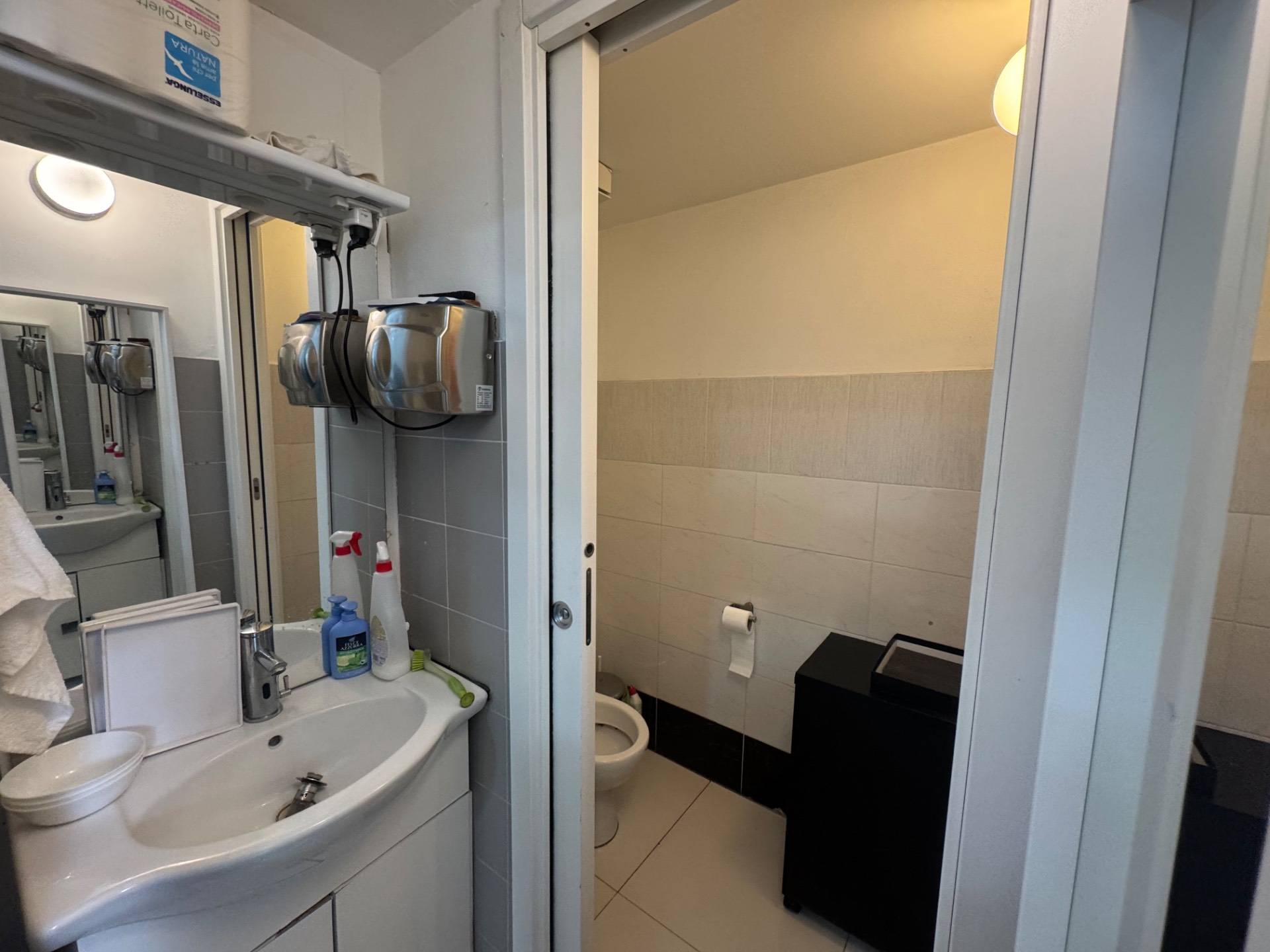 Negozio in affitto a Milano, Duomo - San Babila - Missori - Corso Italia