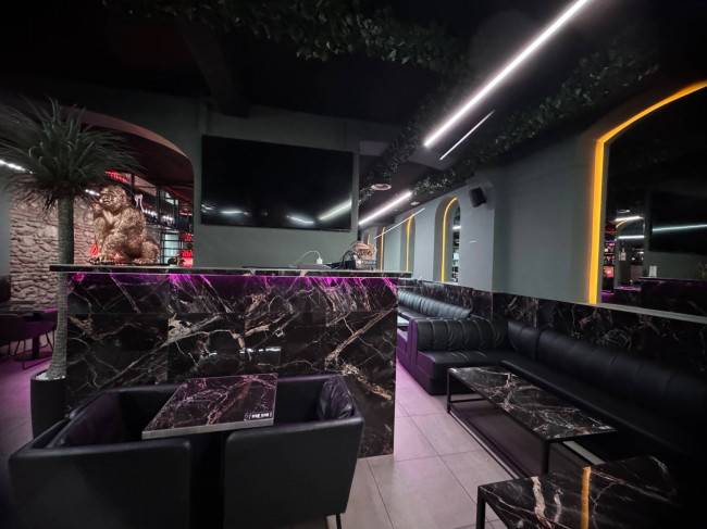 Negozio in affitto a Gallarate, Centro