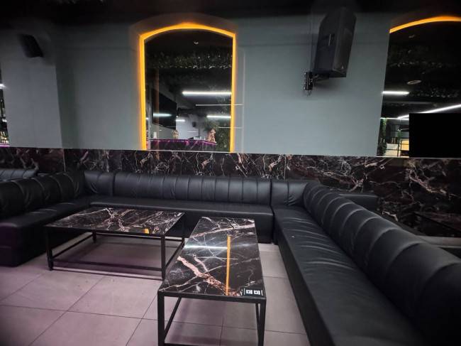 Negozio in affitto a Gallarate, Centro