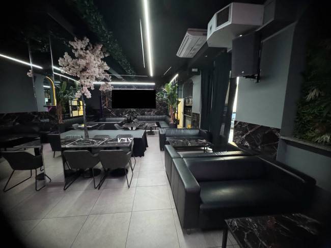 Negozio in affitto a Gallarate, Centro