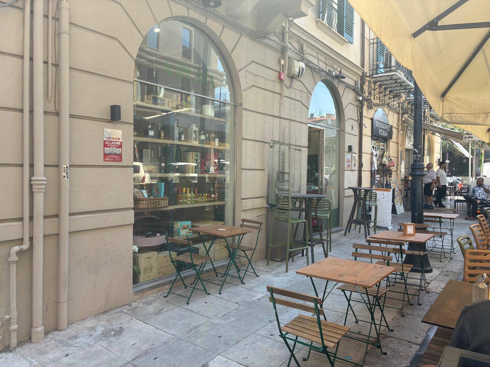 Attivit commerciale in affitto a Palermo, Libert - Villabianca - De Gasperi - Croce Rossa - Sciuti -