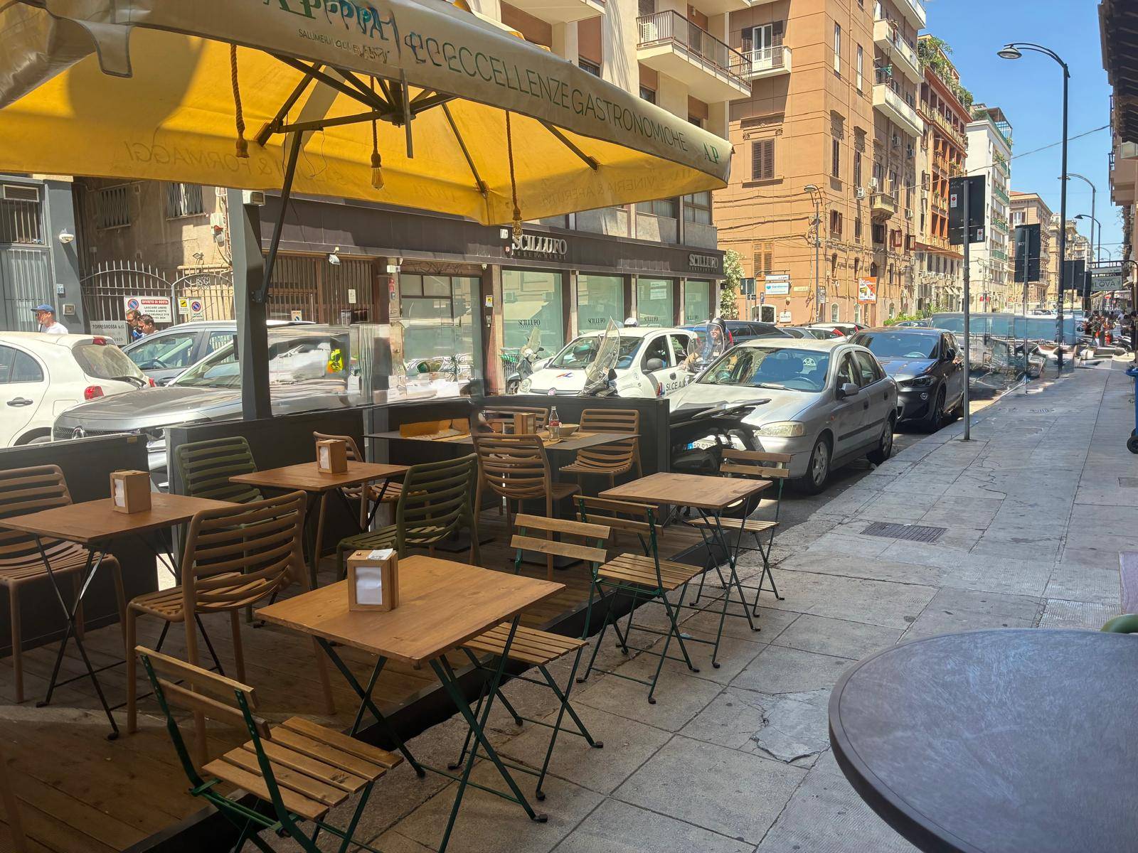Attivit commerciale in affitto a Palermo, Libert - Villabianca - De Gasperi - Croce Rossa - Sciuti -