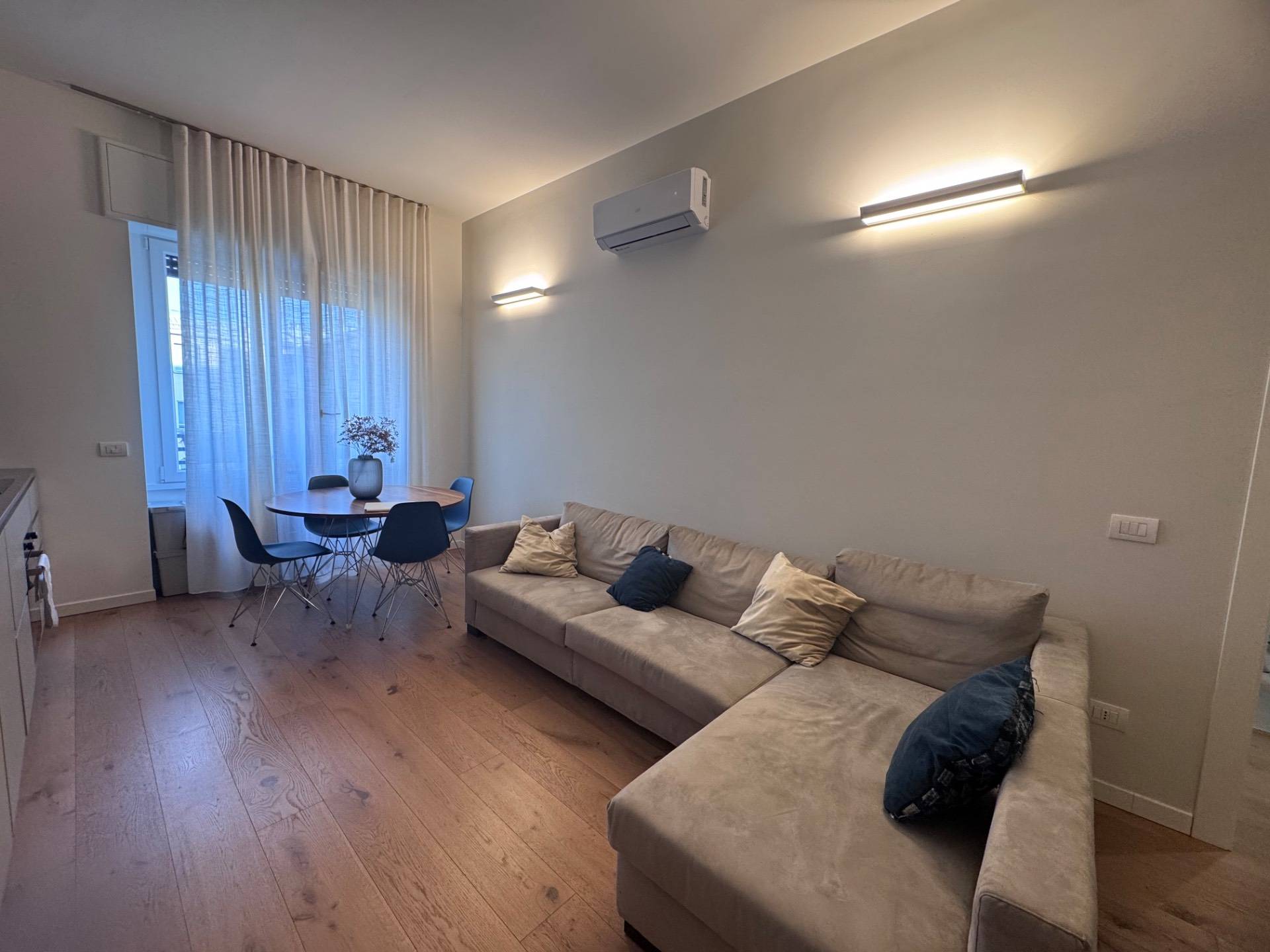 Appartamento in affitto a Milano, Porta Nuova - Repubblica - Turati