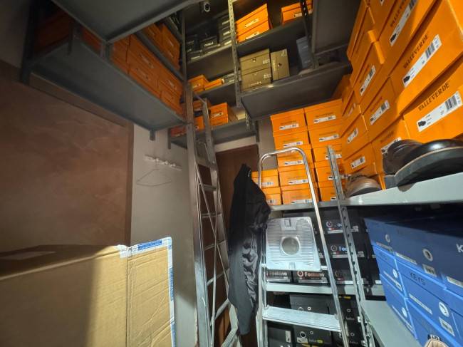 Negozio in affitto a Milano, Corso di Porta Vittoria - Tribunale