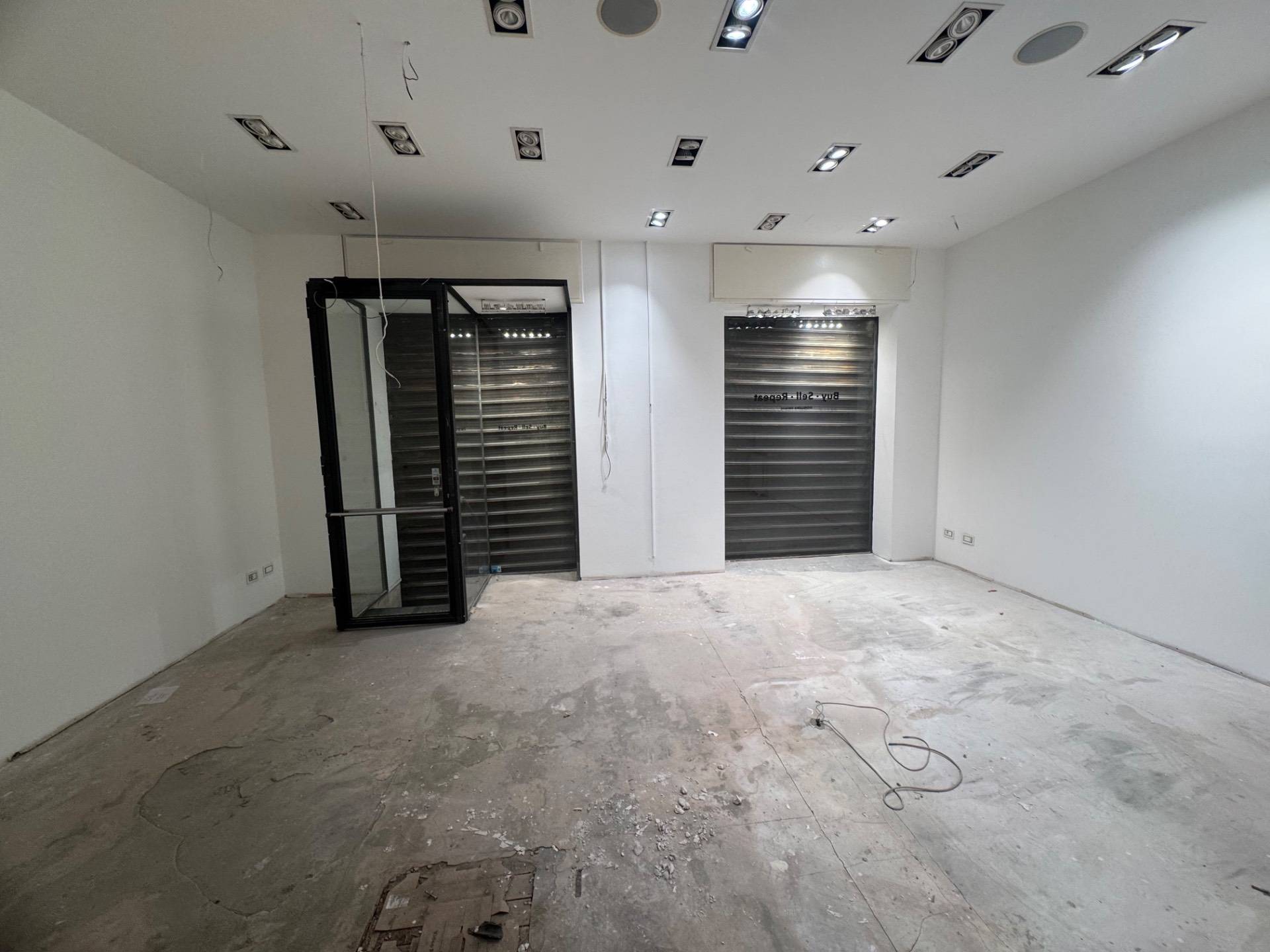 Negozio in affitto a Milano, Cadorna - Castello Sforzesco - Arena