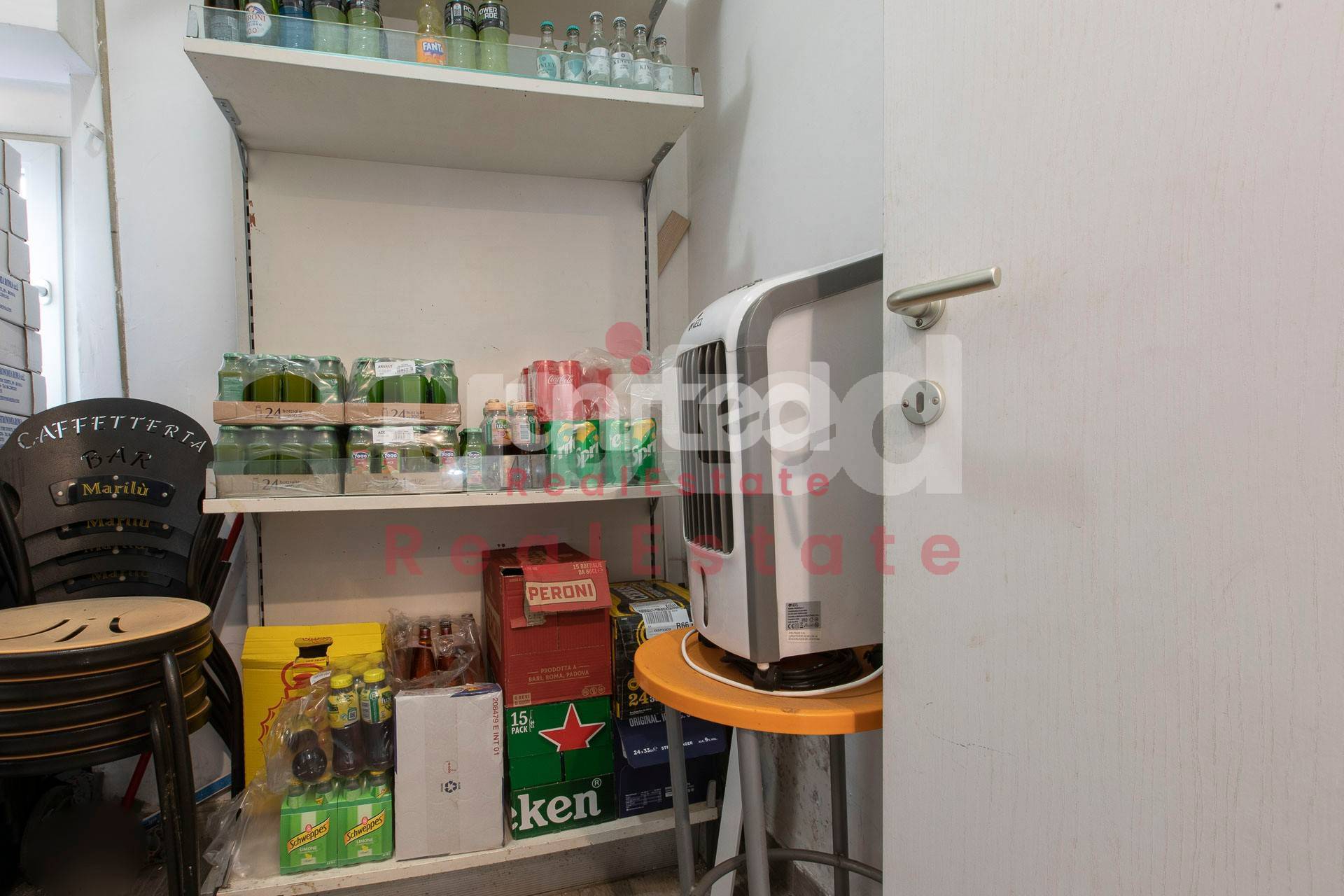 Attivit commerciale in vendita a Roma, Vitinia