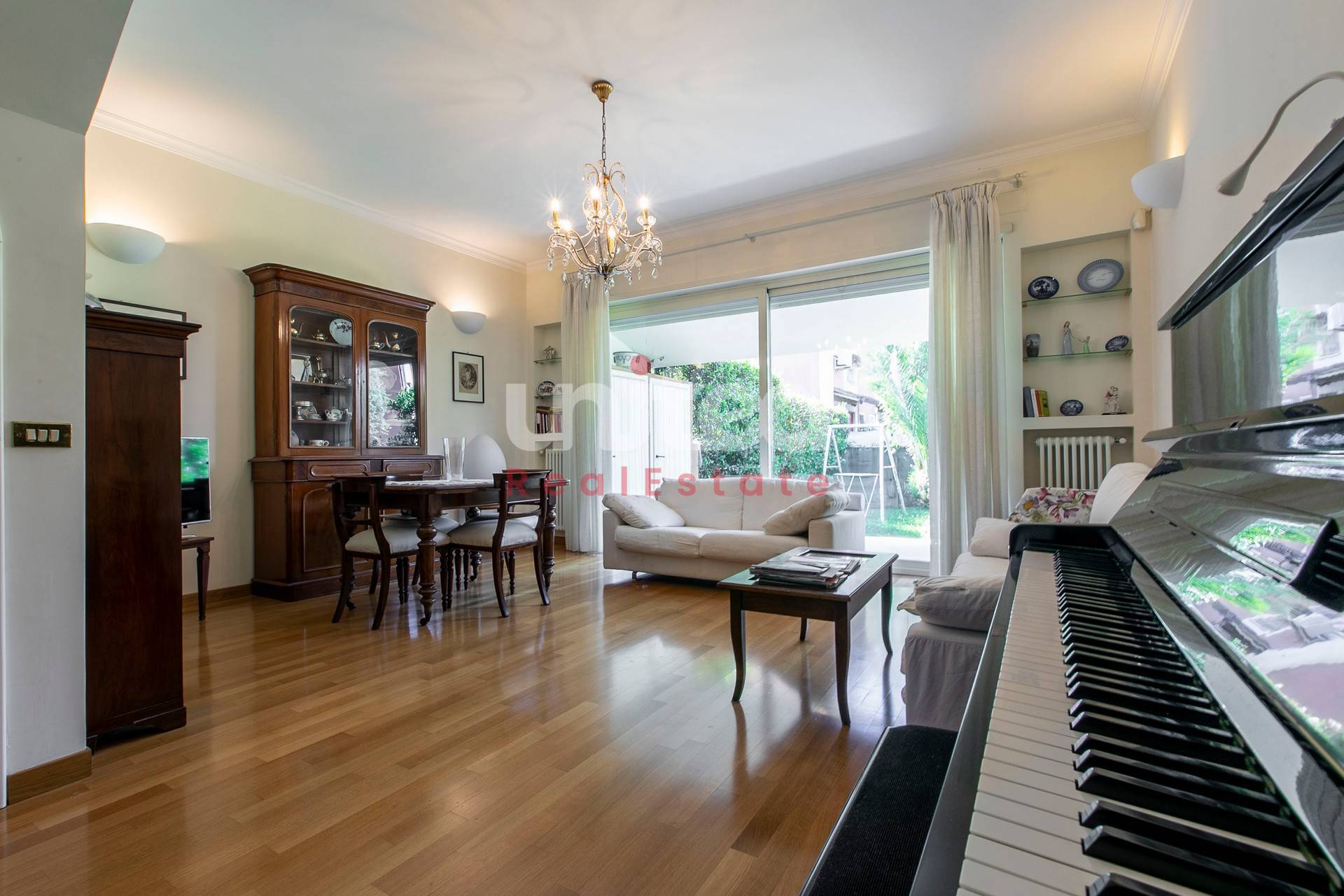 Villette a schiera in vendita a Roma, Casalpalocco