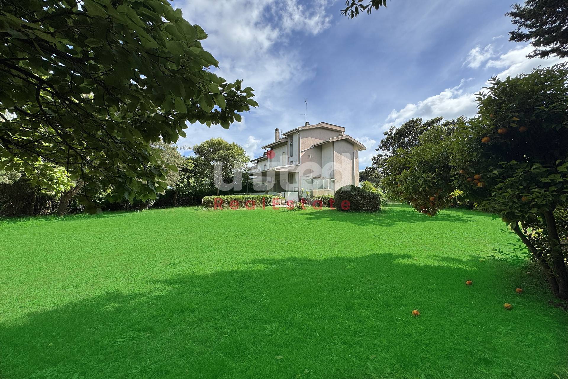 Villa in vendita a Roma, Casalpalocco