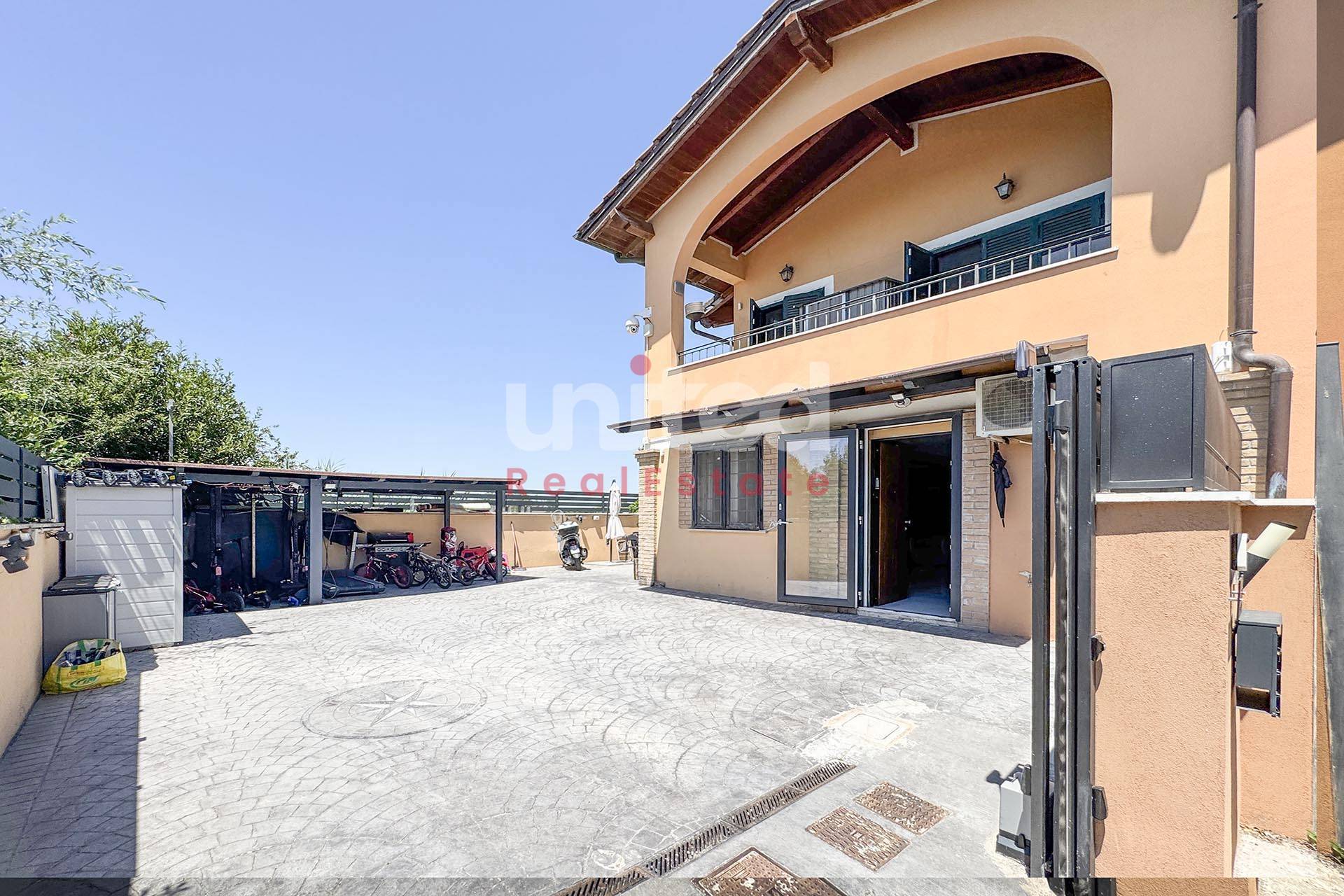 Villette a schiera in vendita a Roma