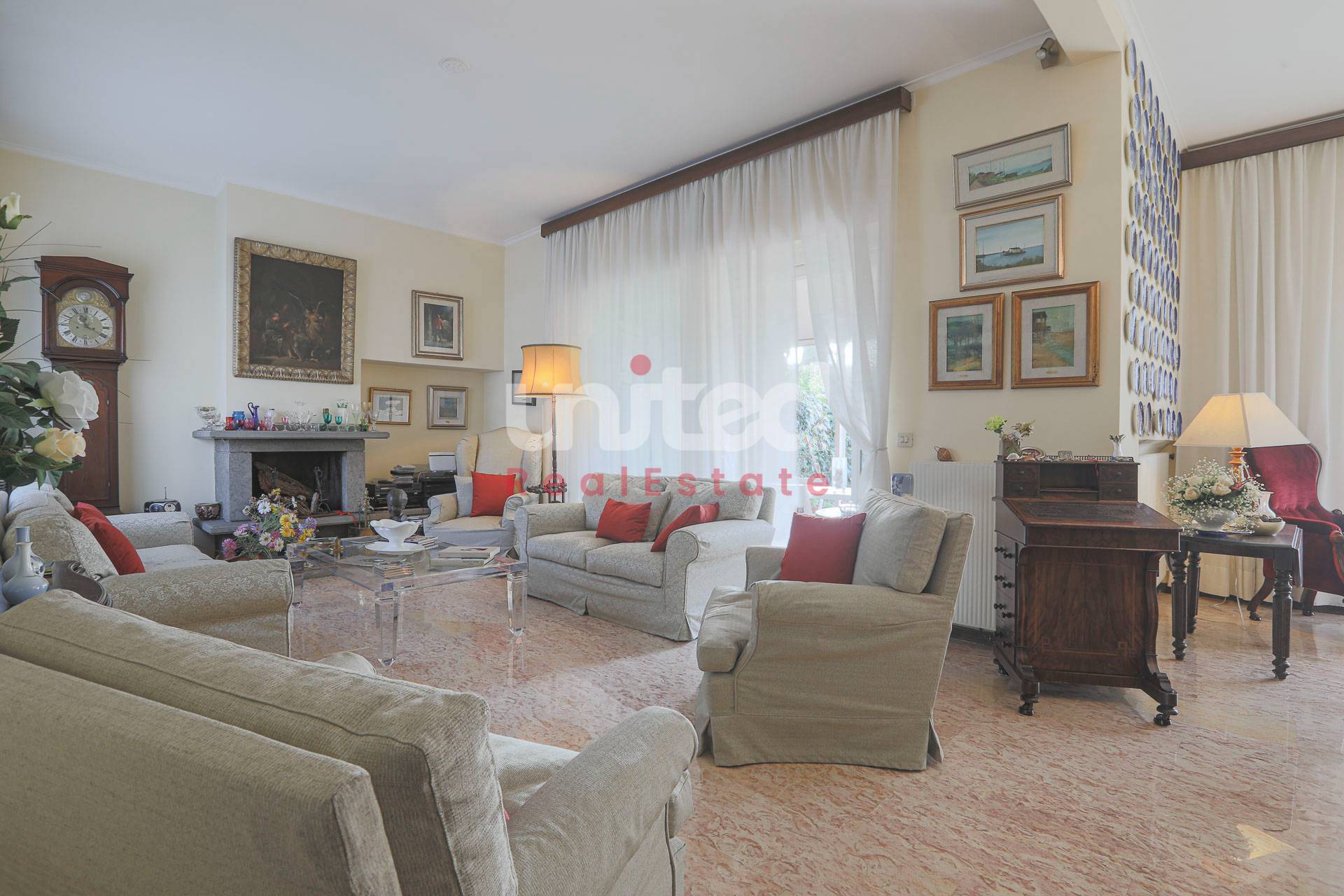 Villa in vendita a Roma, Casalpalocco