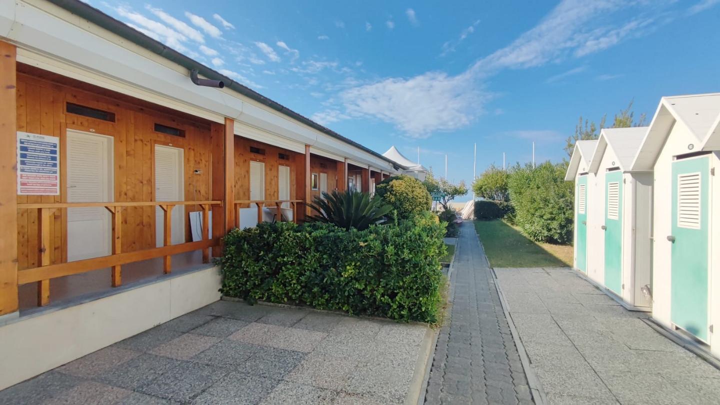 Attivit� commerciale vista mare, Camaiore lido di