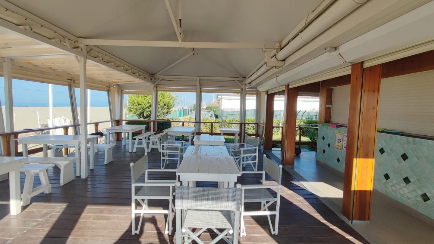 Attivit� commerciale vista mare, Camaiore lido di
