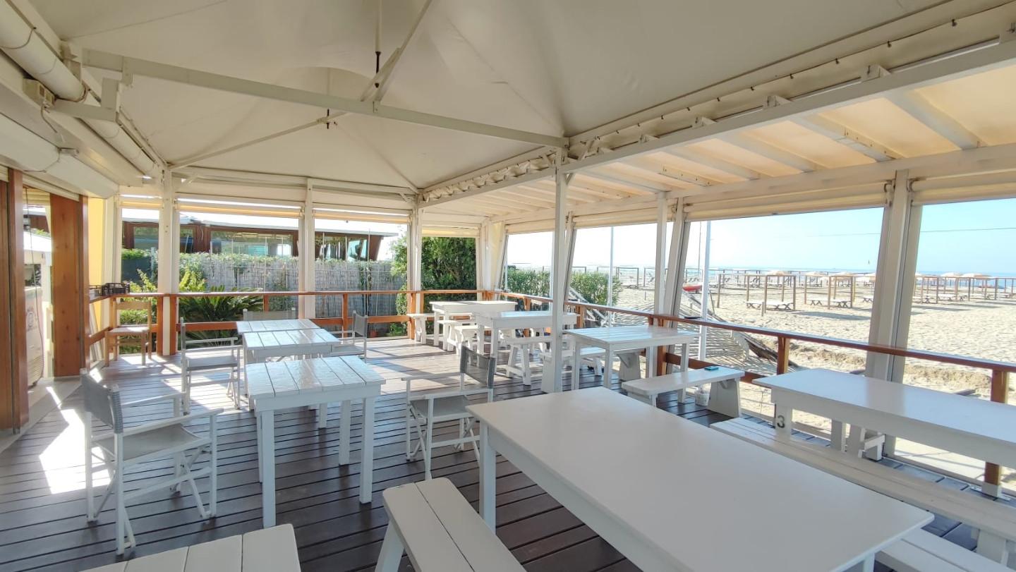 Attivit� commerciale vista mare, Camaiore lido di