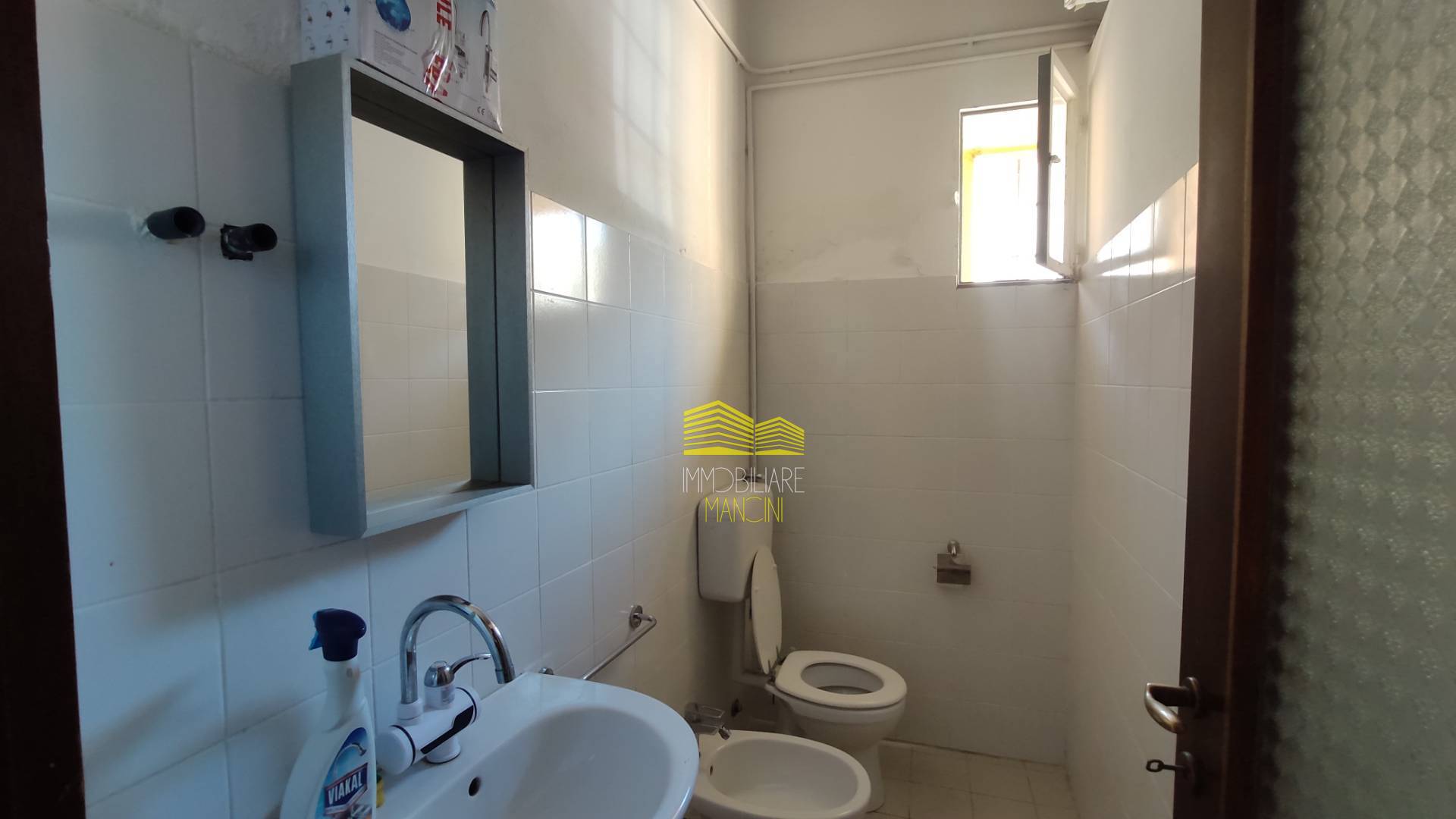 Magazzino commerciale in affitto a Trezzo sull'Adda